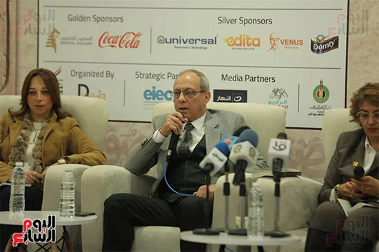 49513-ندوة-بعنوان-بناء-الشخصية-المصرية-فى-حياة-كريمة-(7)