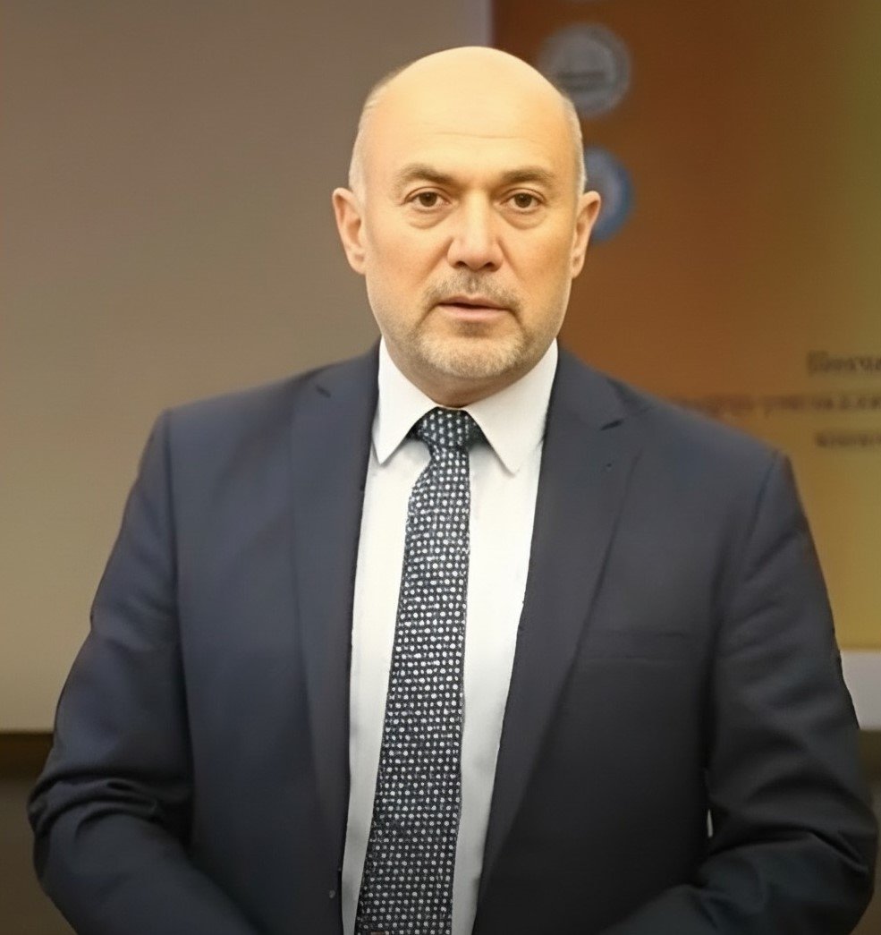 اللواء الدكتور سمير باكير (بينو)4